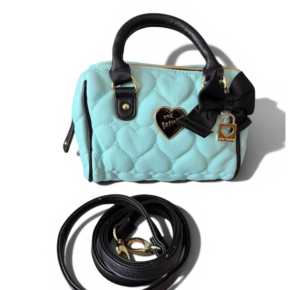 Betsey Johnson Be-Mine Heart Quilted Aqua Blue with Bow Crossbody Handbag - Picture 3 of 9